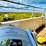 Sundowner